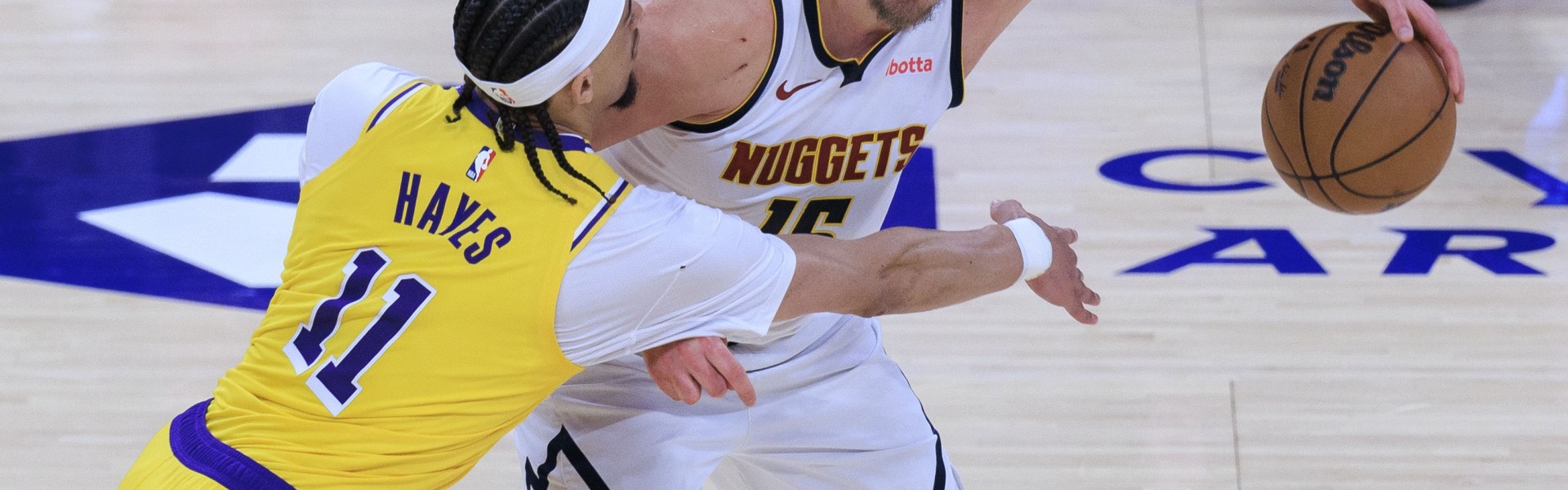 世界杯手机观看app下载-斯玛特：我们对约基奇采取了不同的防守方式 很多甚至是临场发挥