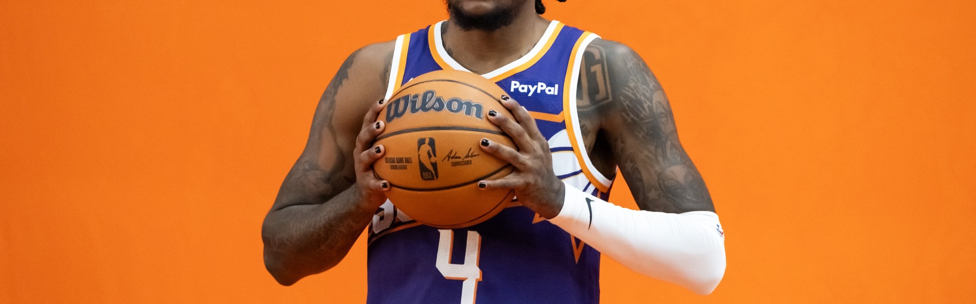 世界杯比赛直播地址-伊戈达罗：杰伦·格林挡拆后出手非常快 他给我传了几个漂亮的球