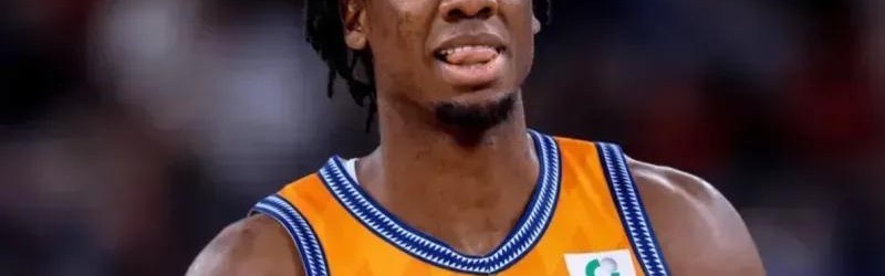 世界杯比赛直播地址-上海94-84战胜广东 球员评价：4人优秀，偰李永炜及格，4人低迷