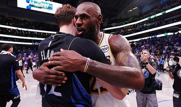 世界杯高清赛事平台入口-NBA｜湖人再次惨败雷霆，詹姆斯出于战略考量被雪藏